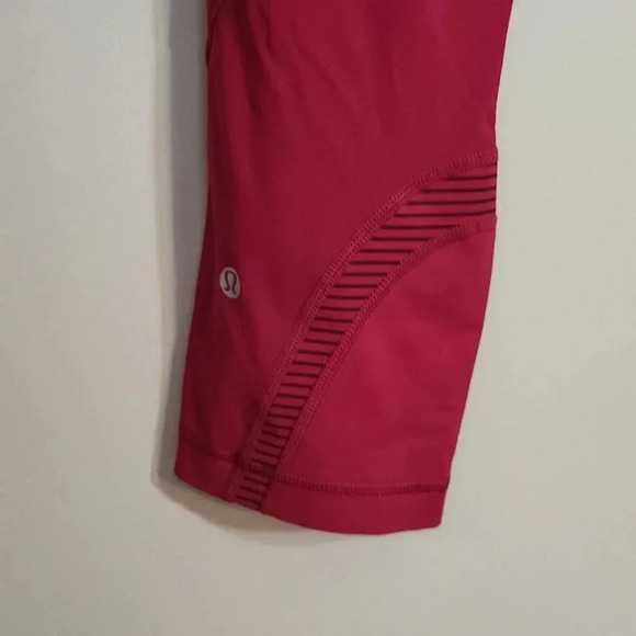 Lululemon Red Capri Leggings - Picture 3 of 11